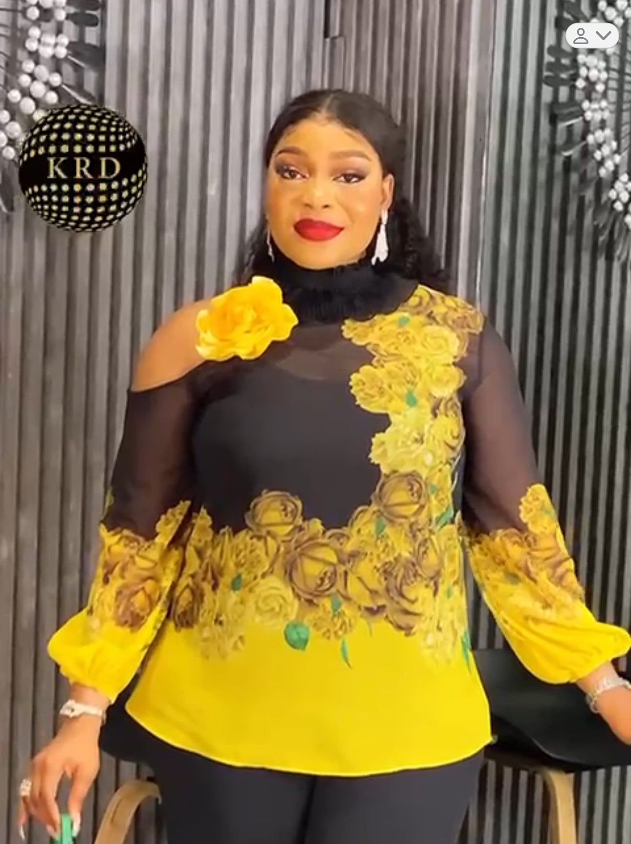 Elegant Chiffon 3-Piece Set with Floral Details