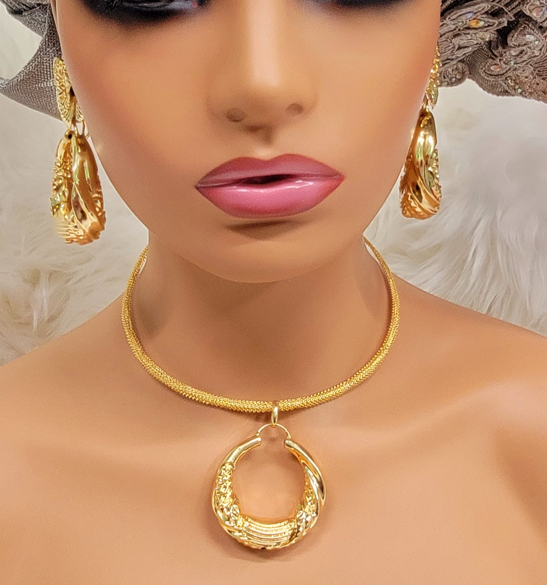 Women gold plated gold set