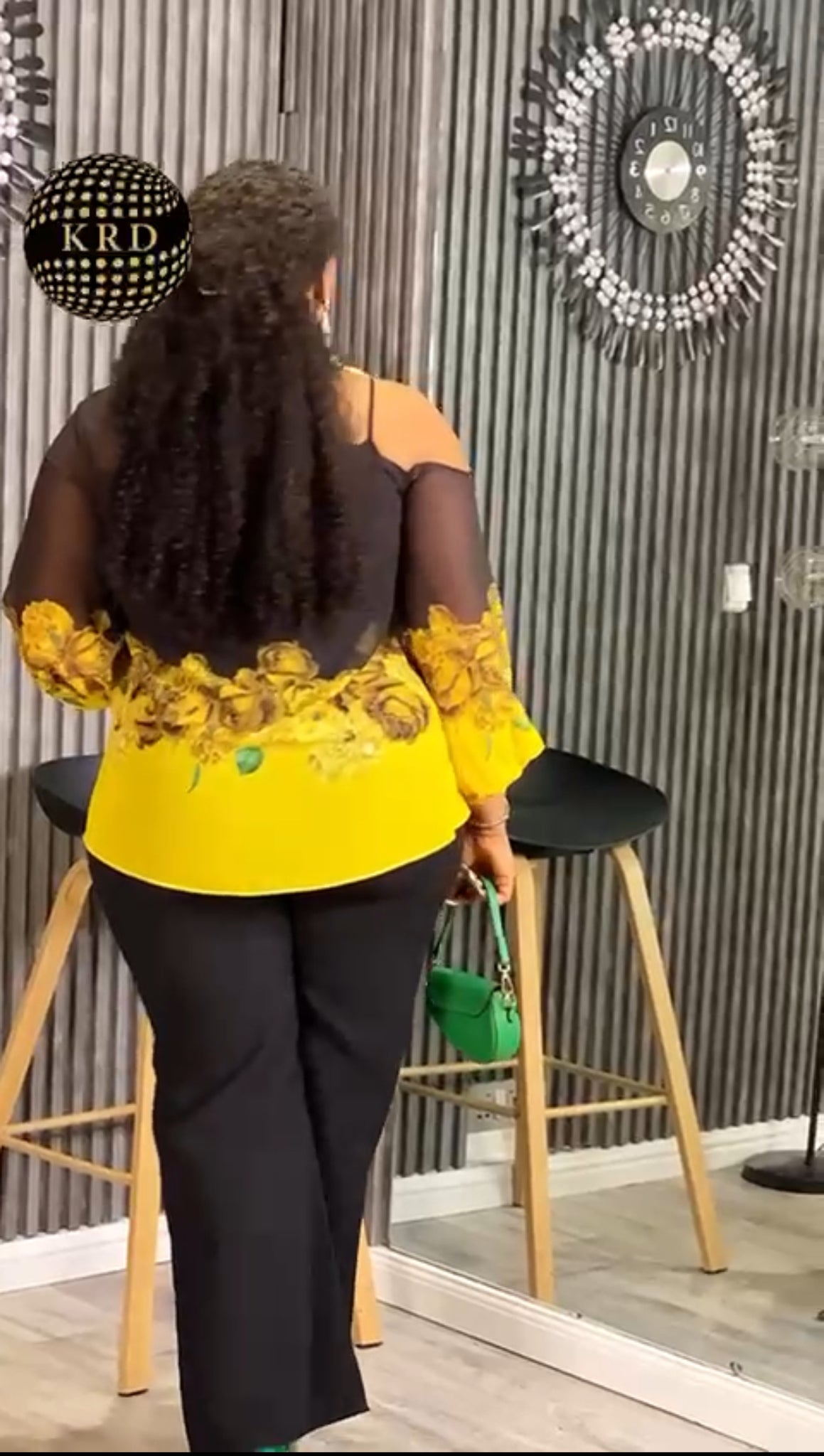 Elegant Chiffon 3-Piece Set with Floral Details