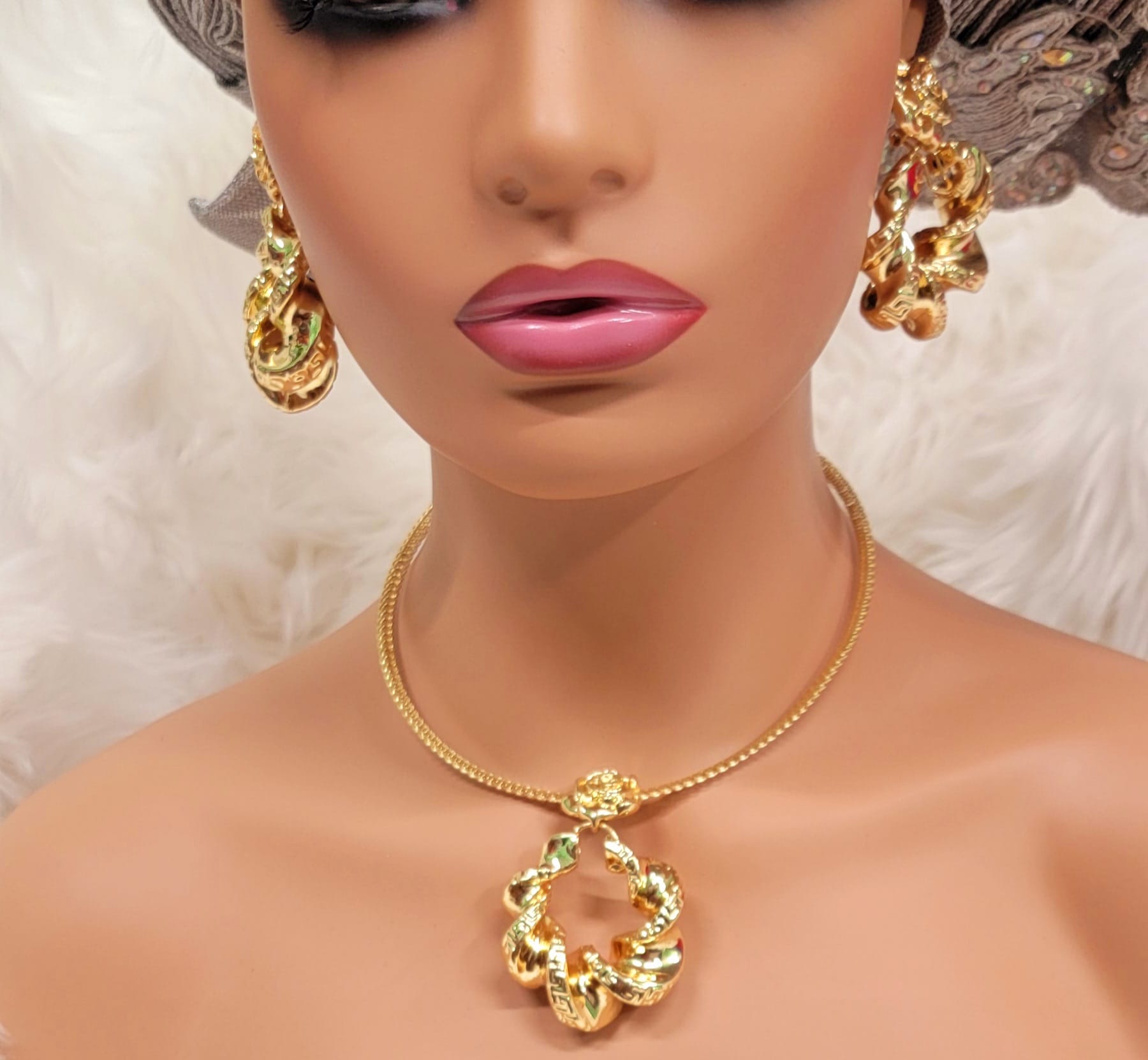 Women gold plated gold set