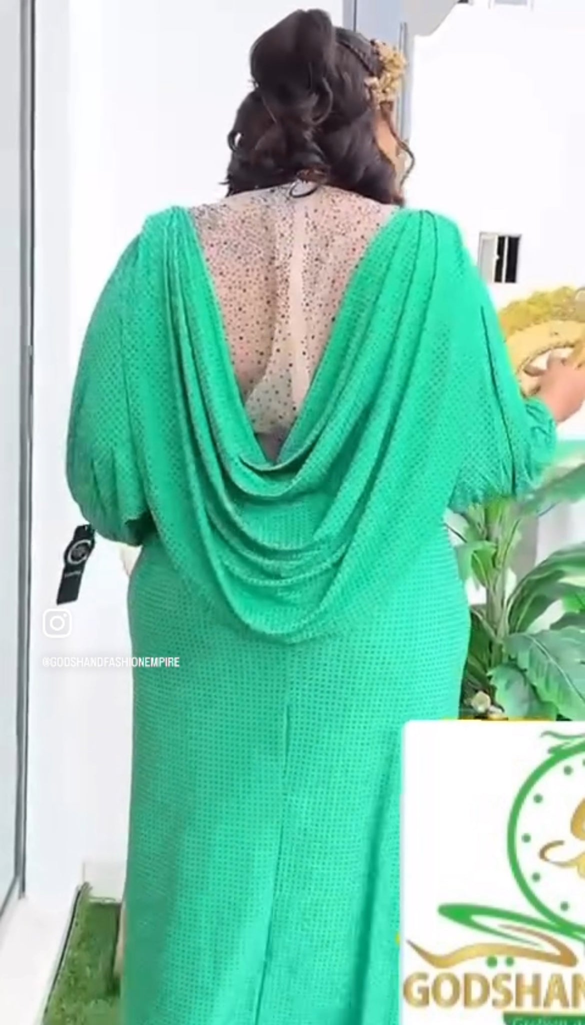 Green gorgeous party dress