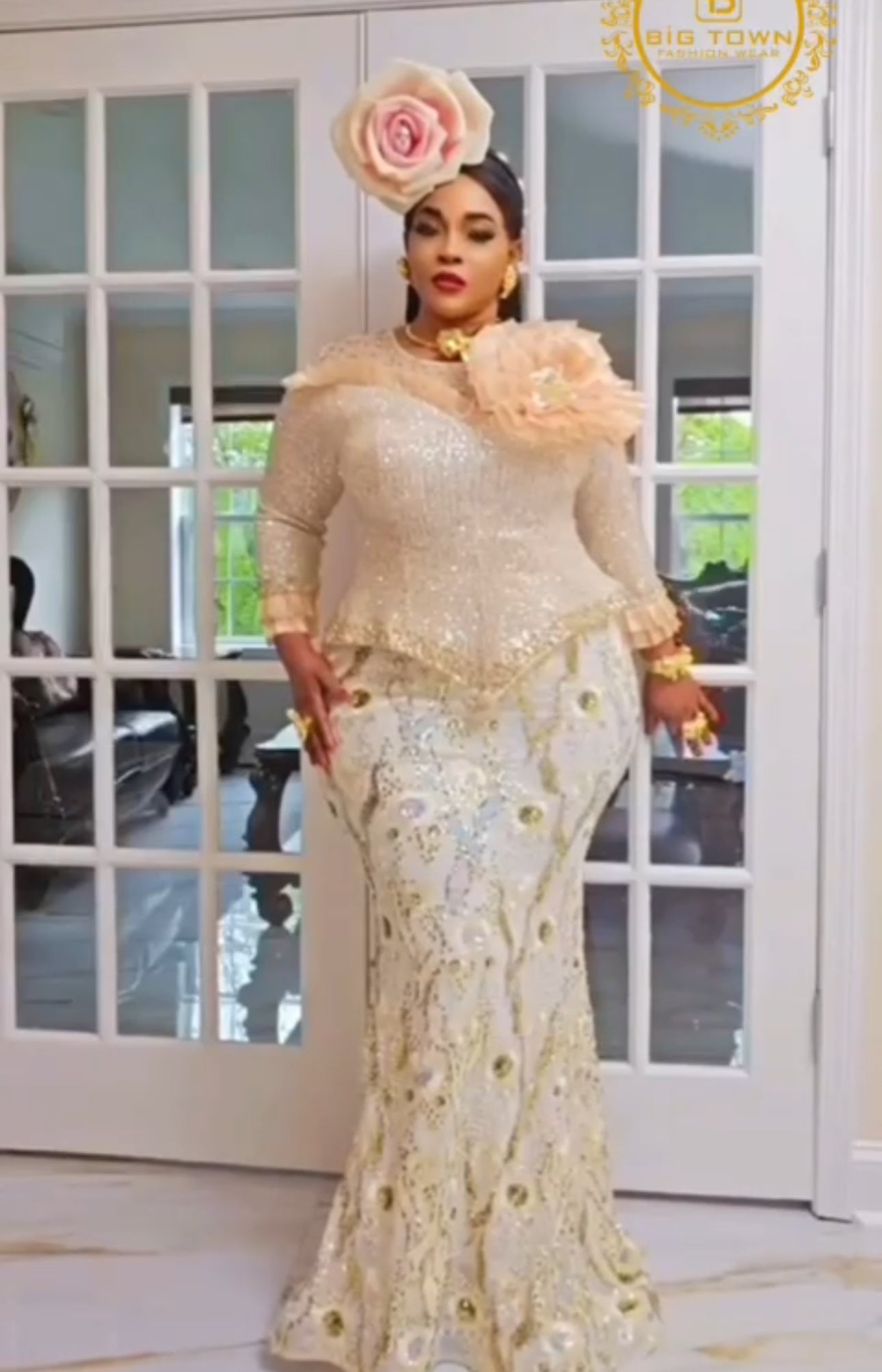 beige dress outfit Gorgeous beige gold evening dress – Godshandfashion