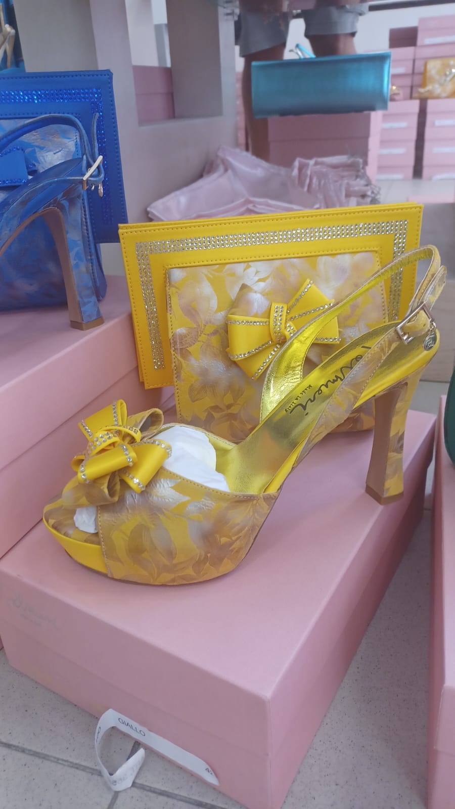 Luxury Italian Yellow shoe and bag - Godshandfashion - Yellow EUR 42/US 101/2